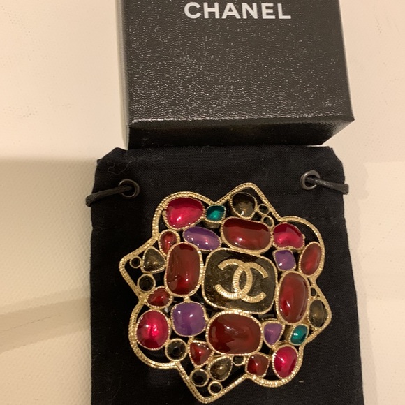CHANEL CC Multicolor Gem Stone Large Vendura Style Brooch Pin Gold Pink Purple - Picture 10 of 13